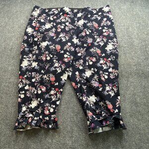 Lane Bryant The Allie Pants Women's 28 Floral Capri  Cropped Stretch Ruffle Cuff